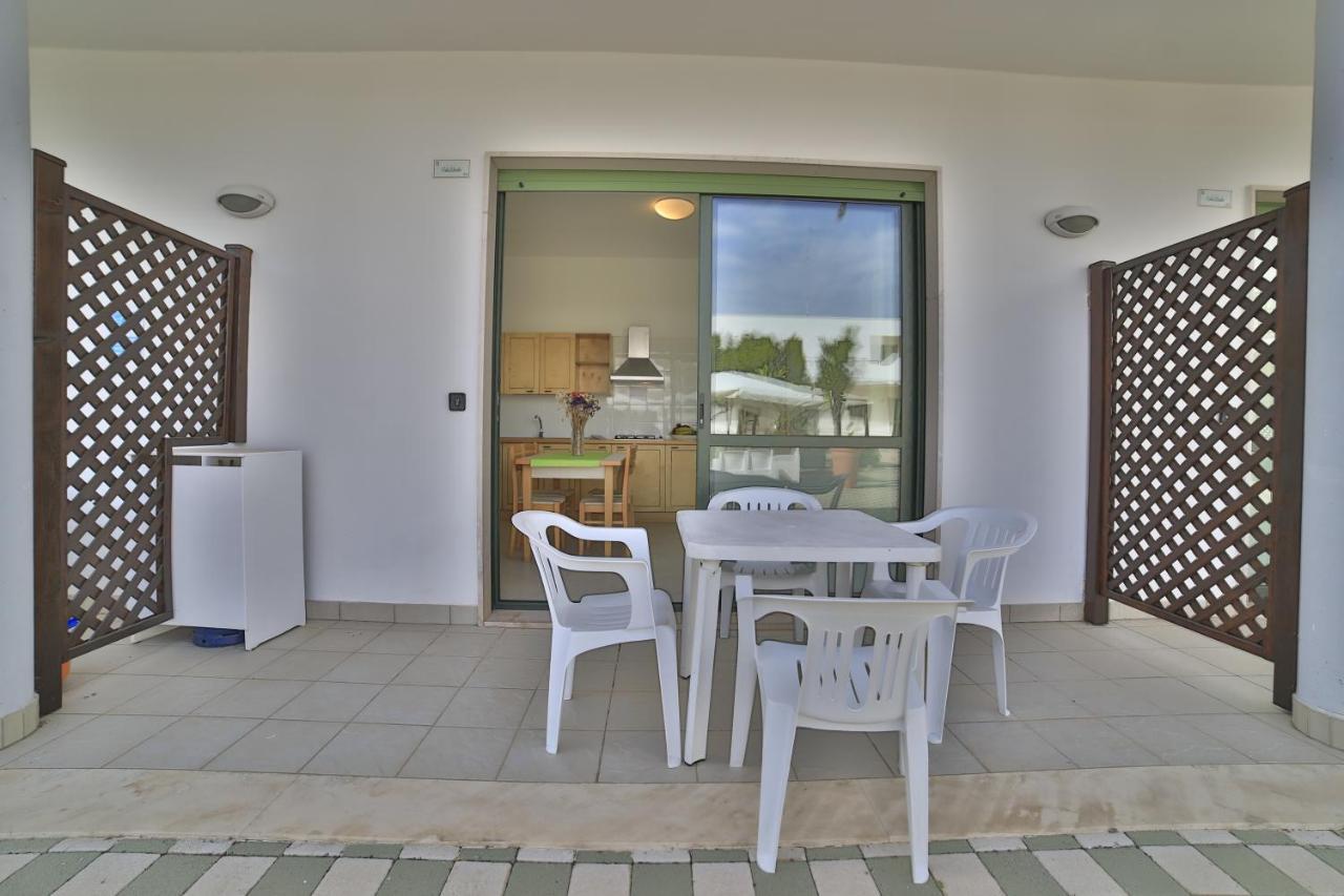Residence Cala Verde Марина-ді-Манкаверса Екстер'єр фото